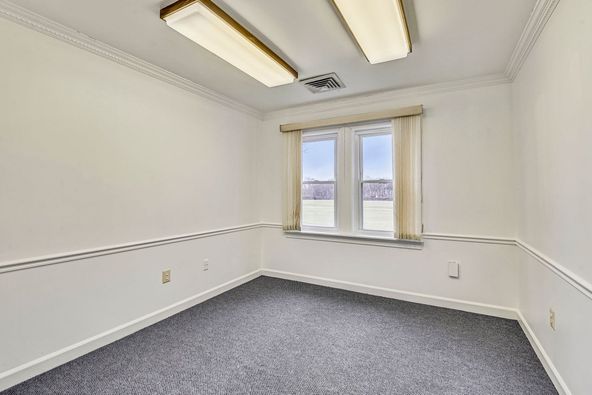 2102 Gallows Rd, Vienna, VA, 22182